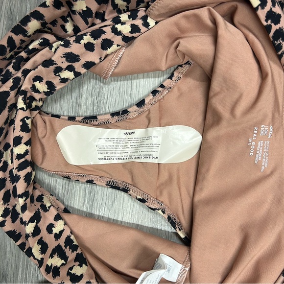 Leopard Print Wrap Swimsuit - Picture 4 of 4